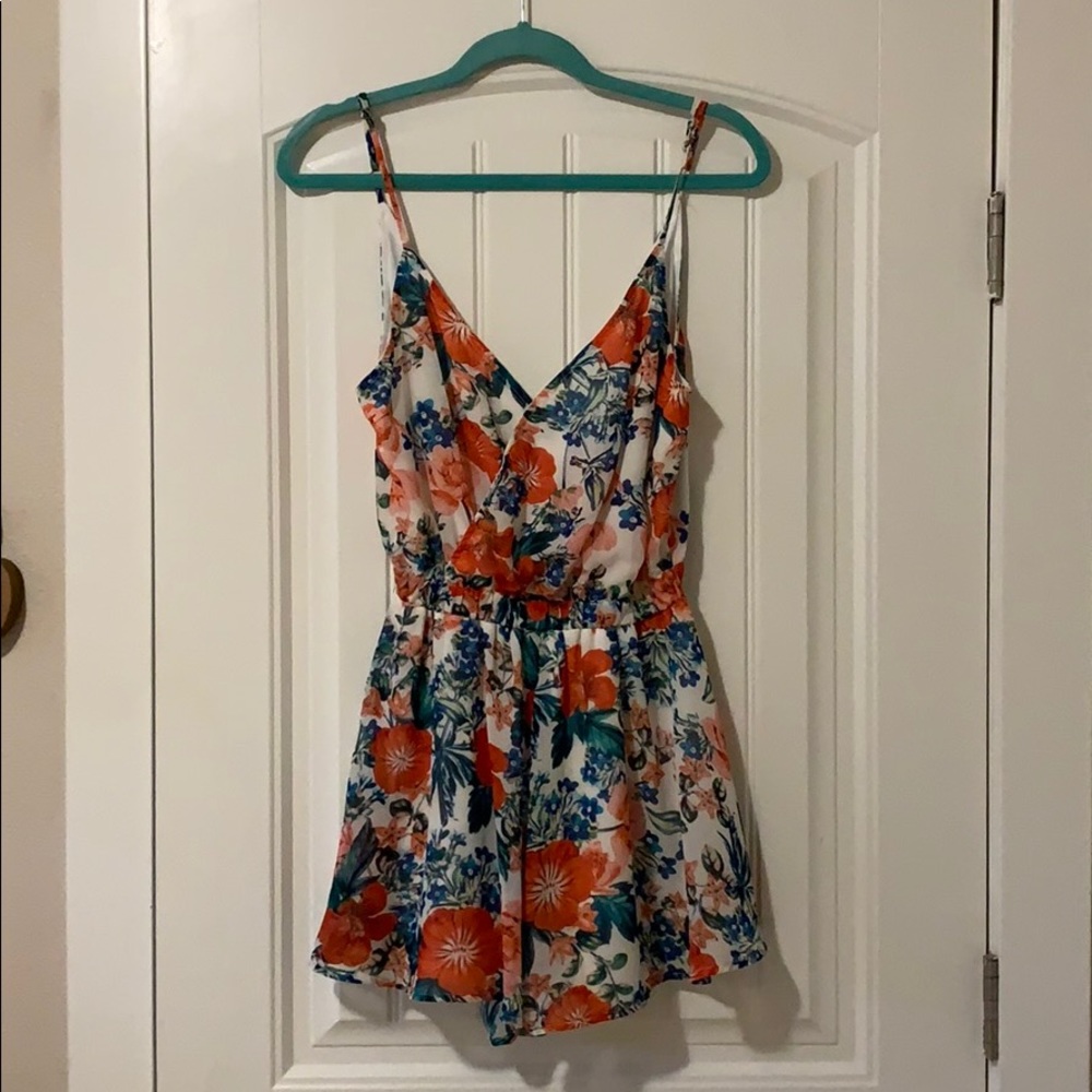 Show Me Your Mumu 🌺 Hawaiian Print Romper